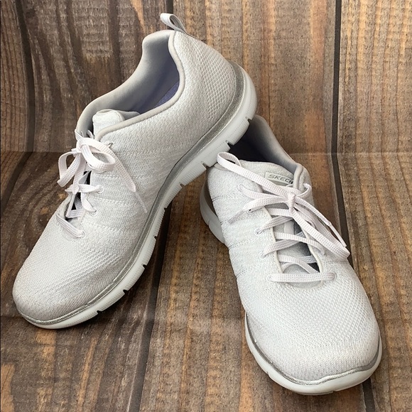 skech knit air cooled memory foam